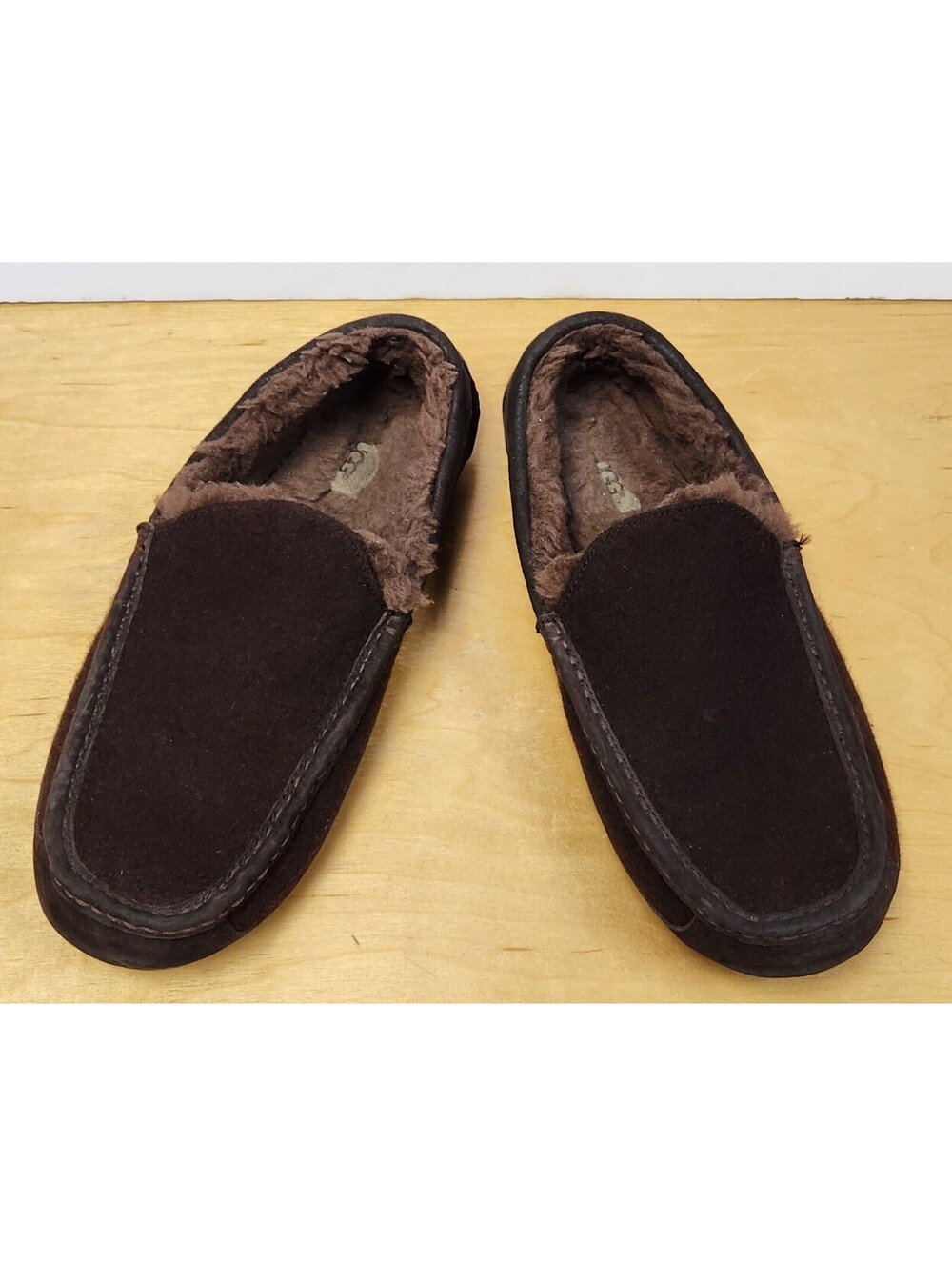 UGG Ascot Wool Men’s Slippers Size 13 Brown Suede Moccasins Loafers Shoes 3233
